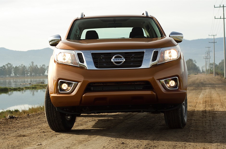 Nissan Frontier NP 300 2016