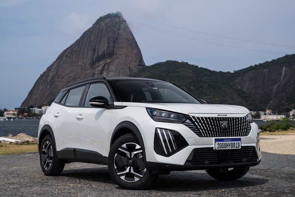 Novo Peugeot 2008 acaba de ser lançado com motorização híbrida flex — Foto: Divulgação