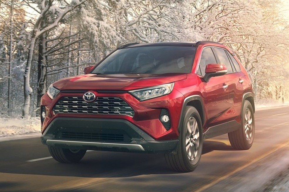 Versão Limited do novo RAV4 tem grade diferente (Foto: Divulgação) — Foto: Auto Esporte