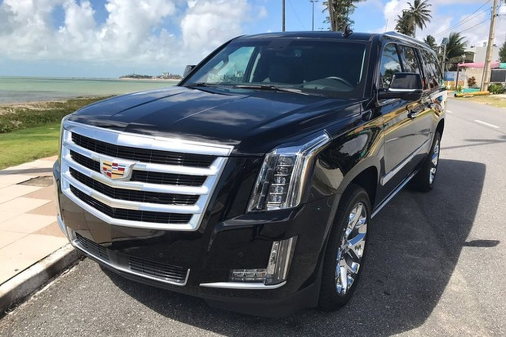 Cadillac Escalade foi importado pelo jogador Hulk foi para Paraíba (Foto: Divulgação) — Foto: Auto Esporte