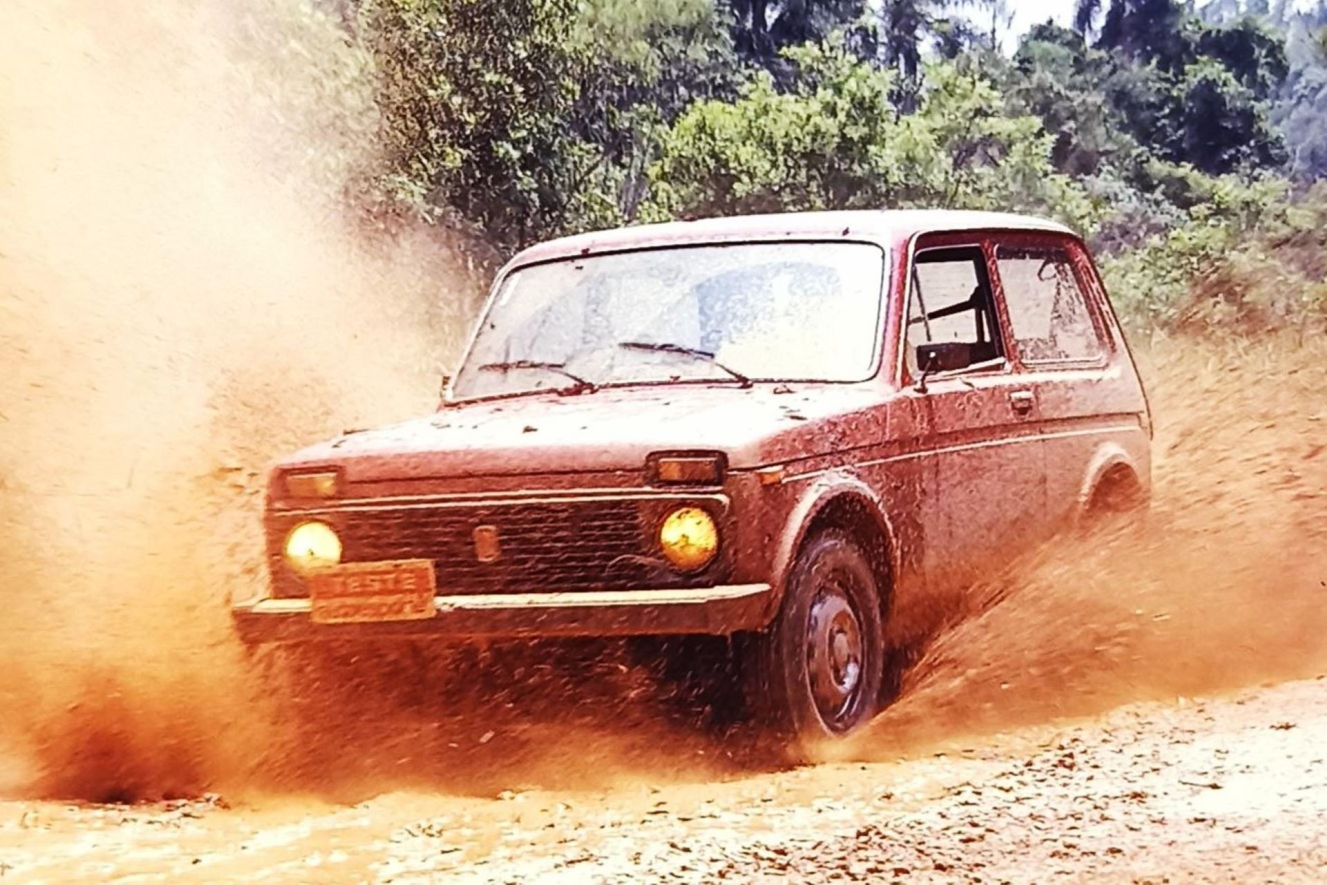 Teste de 1991: Lada Niva era um jipinho soviético sem medo de lama