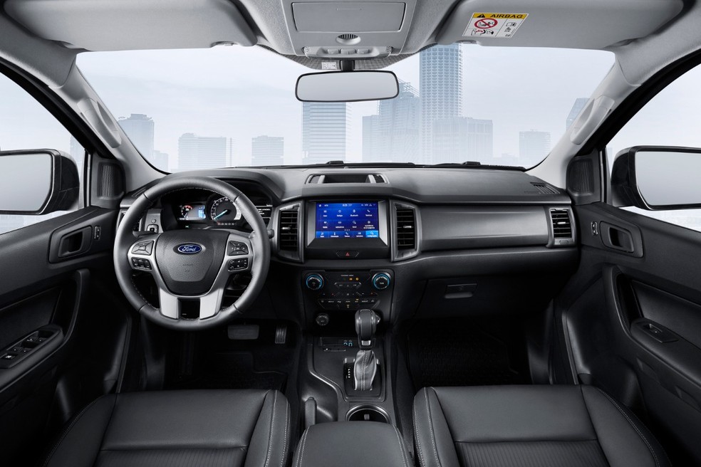 Interior da Ranger Black terá acabamento exclusivo — Foto: Divulgação