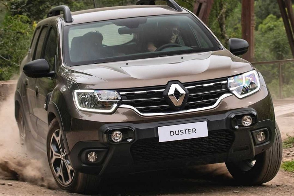 O Renault Duster Zen é equipado com câmbio manual de cinco marchas ou automático CVT — Foto: Divulgação/Renault