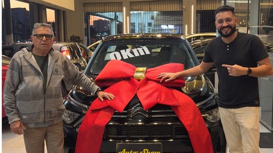 Mudança na Uber revolta motoristas: 'Acabei de comprar o carro e saí do Black'