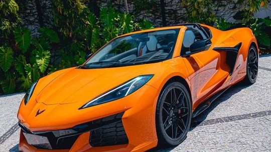 Corvette Z06 conversível, de 680 cv, está à venda no Brasil com preço de McLaren
