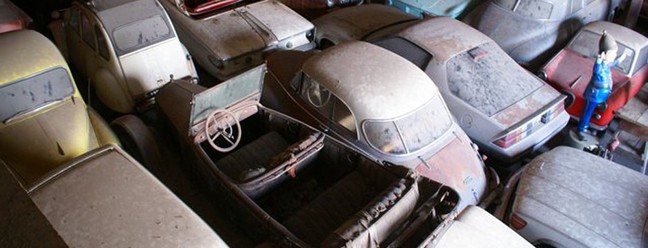 RedaçColeção com mais de 700 carros vintage é leiloada nos EUA