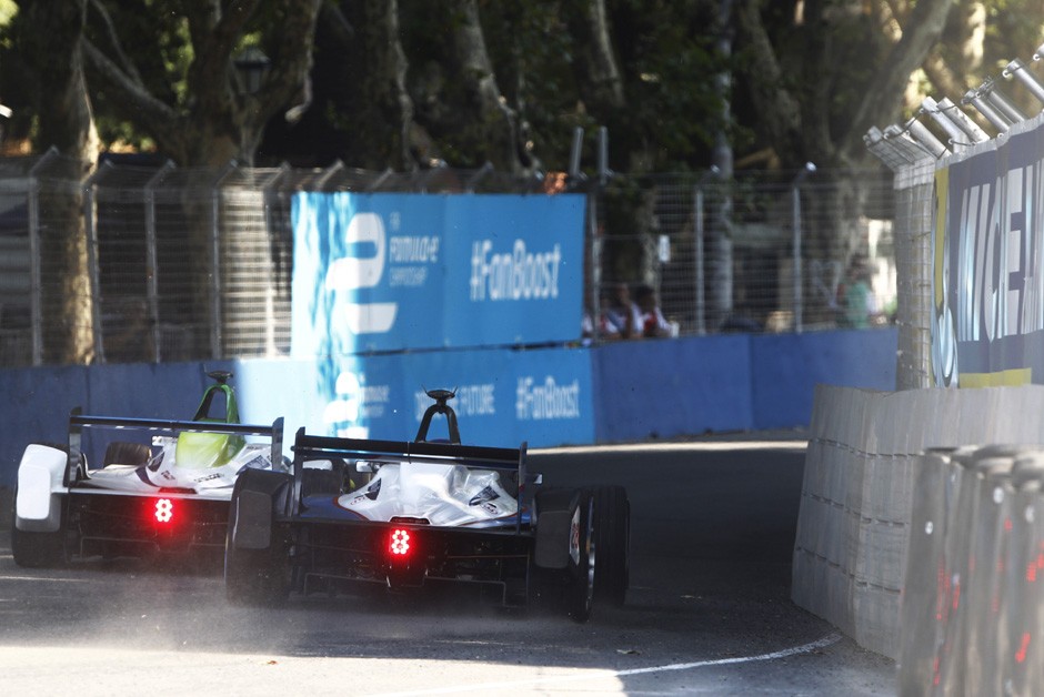 A Formula E de Buenos Aires rendeu boas ultrapassagens