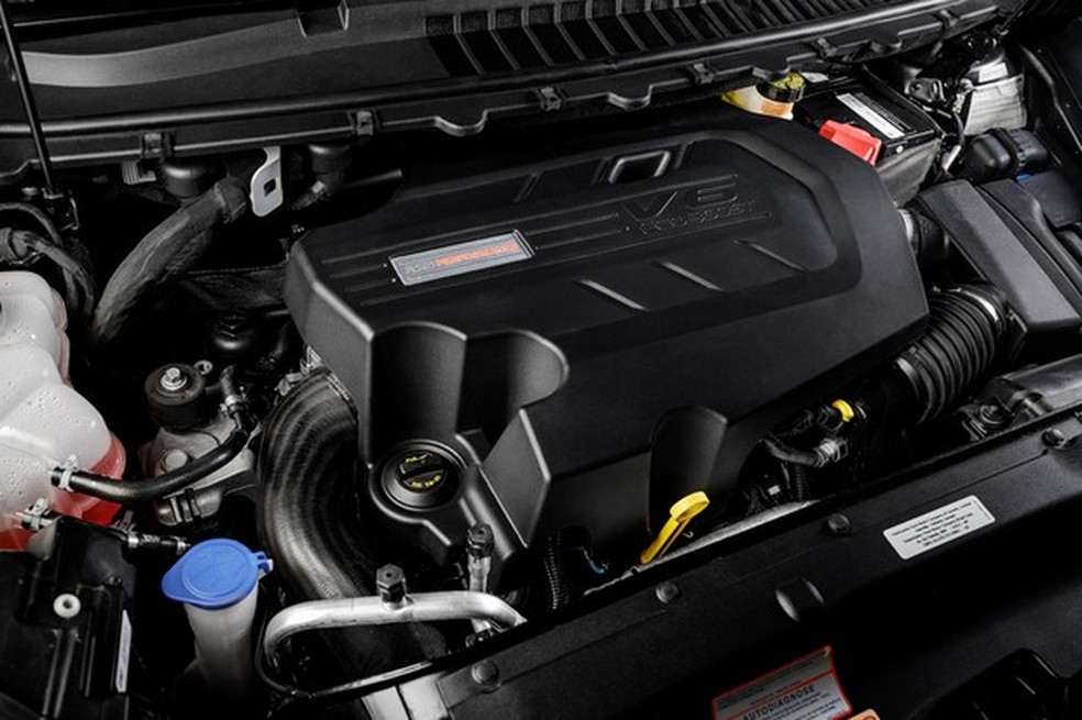 O motor V6 2.7 biturbo não deixa saudade do antigo V6 3.5 aspirado (Foto: Divulgação) — Foto: Auto Esporte