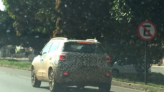 Caoa Chery Tiggo 4 aparece rodando em testes no interior de Goiás