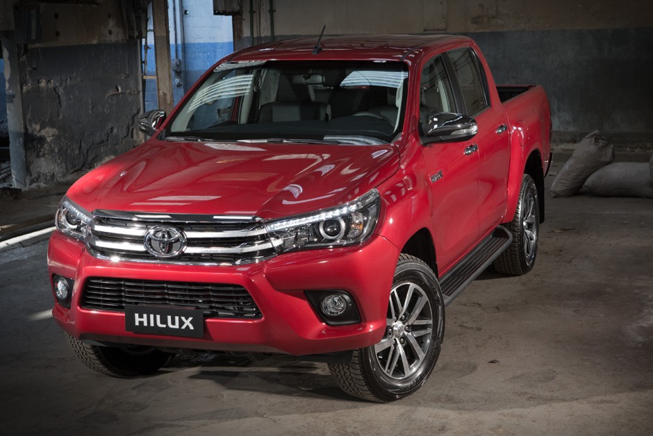 Dianteira da Toyota Hilux 2016