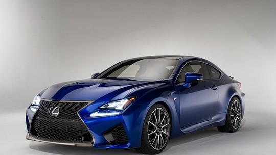 Lexus divulga primeiras imagens
do RC F