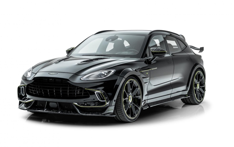 Aston Martin DBX preparado pela Mansory abusa da fibra de carbono  — Foto: Divulgação
