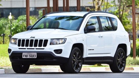 Jeep Compass 2014 chega por R$ 102.100