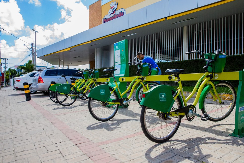 Bicicletas compartilhadas em Fortaleza — Foto: Nah Jereissati/Agência Diário