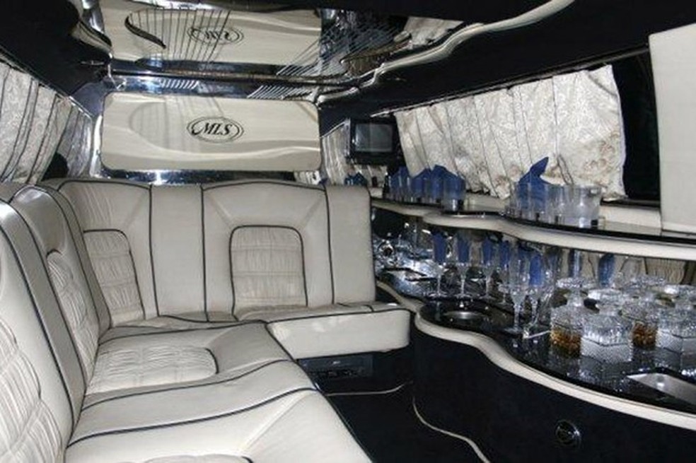 O interior do Rolls-Royce Silver Spur II 1990 (Foto: Reprodução) — Foto: Auto Esporte