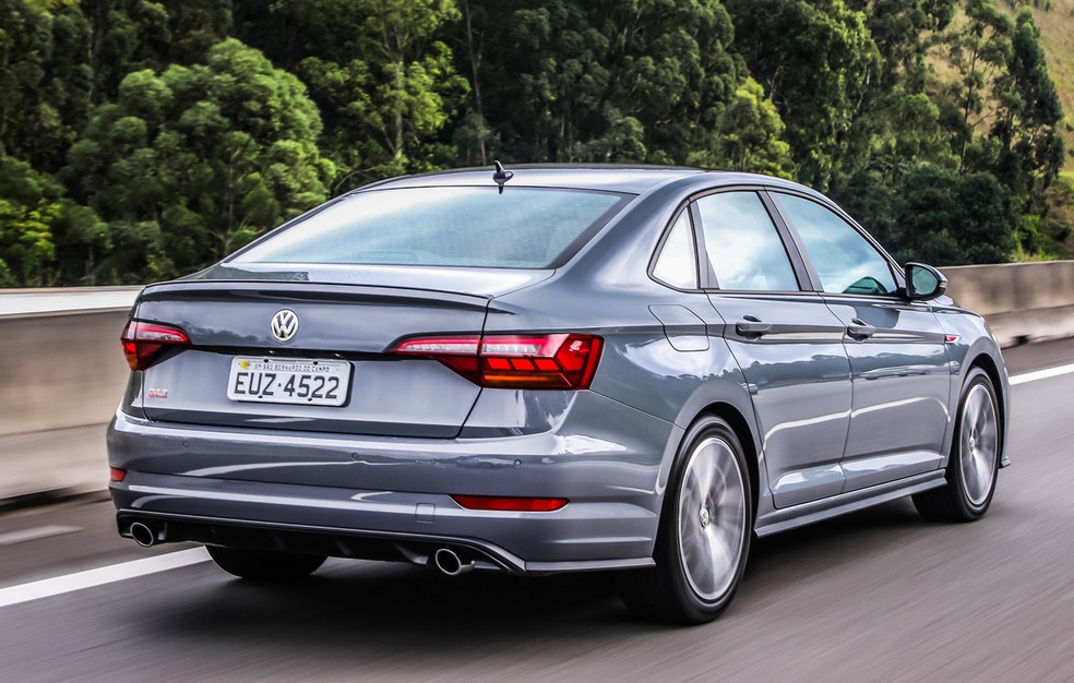 Desde o ano passado, GLI é a única versão disponível do Volkswagen Jetta — Foto: Divulgação