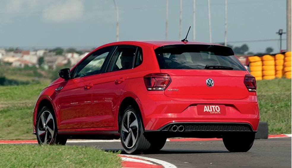 Escape duplo diferencia o GTS do restante da linha (Foto: Bruno Guerreiro/Auto News Brasil) — Foto: Auto Esporte