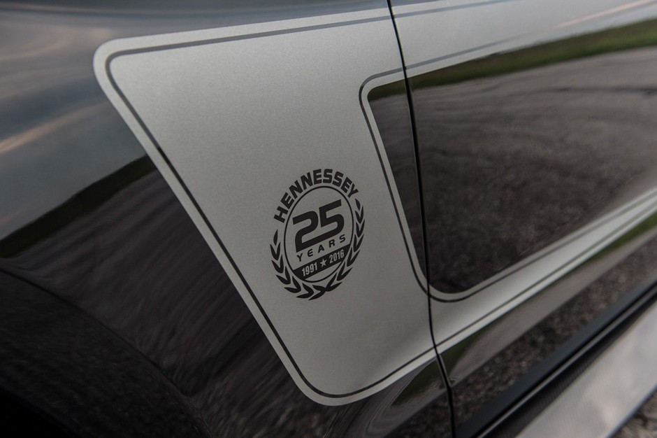 Ford Mustang Hennessey 25th Anniversary Edition HPE800