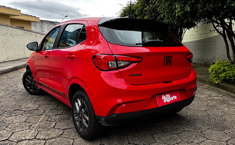 Fiat Argo é um dos carros automáticos mais baratos do Brasil — Foto: André Paixão/Auto News Brasil