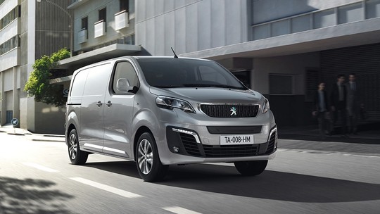 Peugeot e Citroën terão vans elétricas no Brasil, diz site