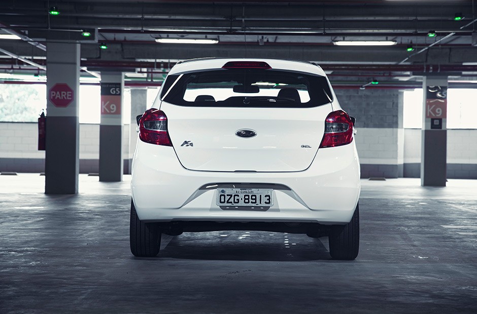 Novo Ford Ka 2015 (<a href="http://revistaautoesporte.autonewsbrasil.webbfinanceiro.com/Analises/noticia/2014/07/novo-ford-ka-globalizado-para-atacar.html"> saiba mais</a>)