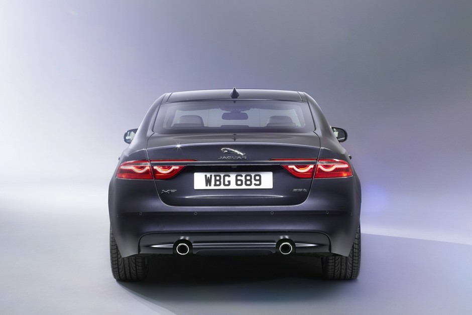 Jaguar XF 2016