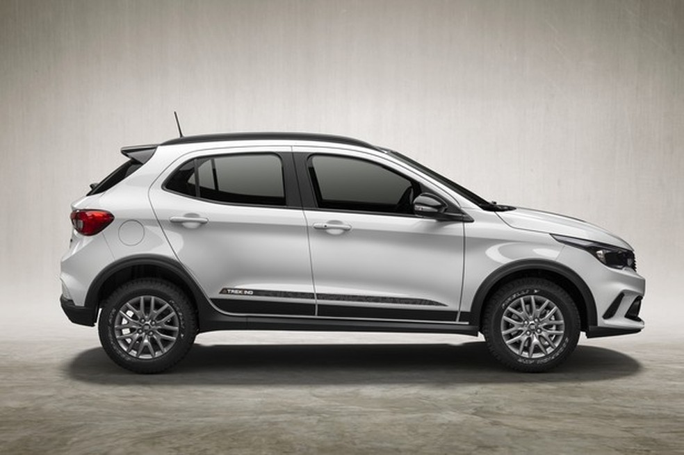 Fiat Argo Trekking 1.8 (Foto: Divulgação) — Foto: Auto Esporte