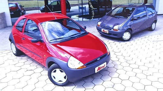 Qual era o subcompacto urbano mais legal em 1997, o Ford Ka ou o Renault Twingo?
