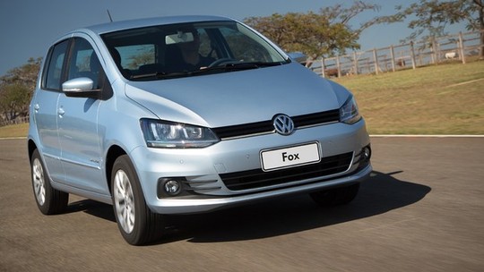 Volkswagen Fox 2017 ganha câmera de ré como opcional