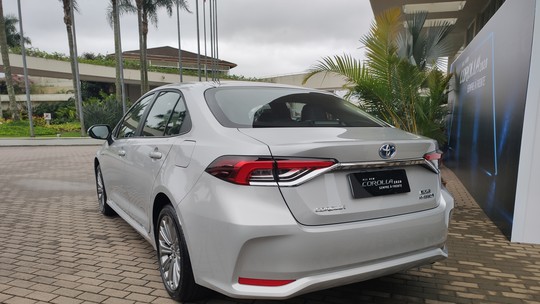 Novo Toyota Corolla tem mais um reajuste de preços e parte de R$ 102.990