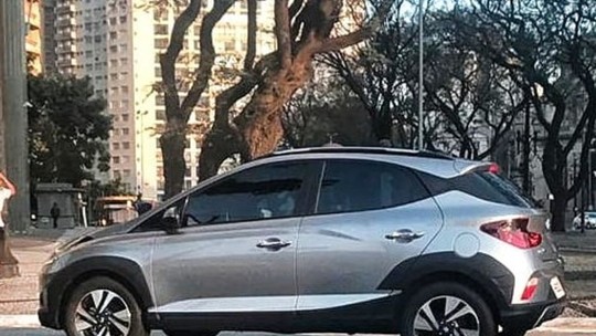 Hyundai HB20X: flagra mostra a  última peça que faltava da nova família HB20