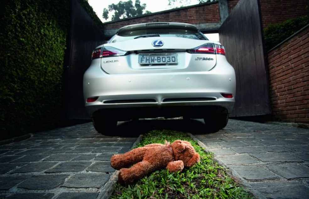 Câmera de ré (Foto: Auto News Brasil) — Foto: Auto Esporte