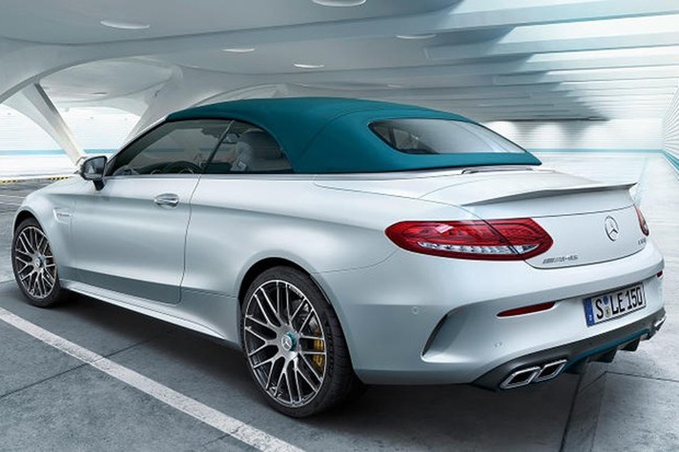 Mercedes C 63 Cabriolet Ocean Blue Edition (Foto: Divulgação) — Foto: Auto Esporte