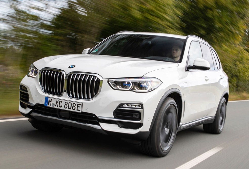 BMW X5 xDrive 45e — Foto: Divulgação