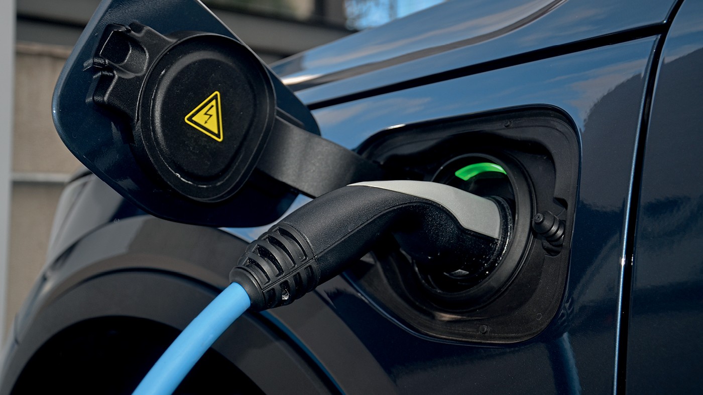 Seguro de carro elétrico é mais caro? Saiba tudo o que muda