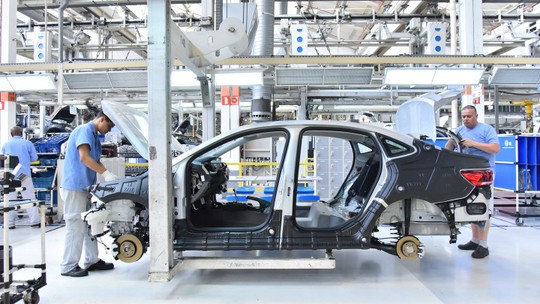 Volkswagen vai produzir Virtus e picape no PR para fazer híbridos no ABC