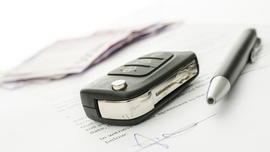 Venda de carro com IPVA atrasado: quem é responsável pelo pagamento?