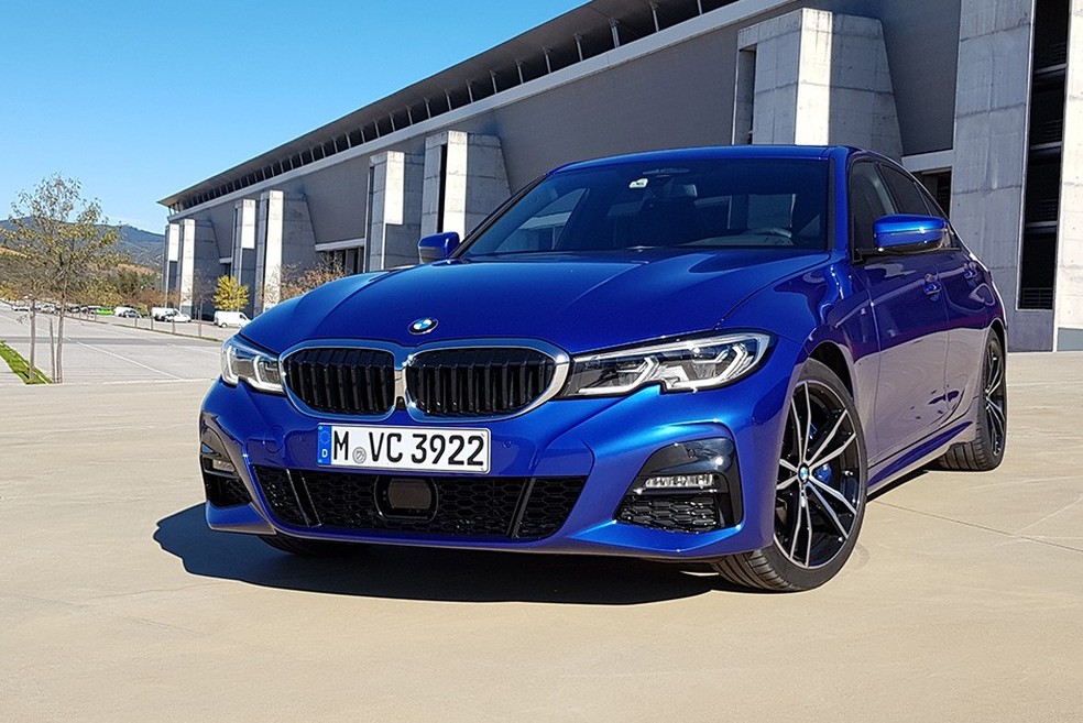 Teste: Novo BMW Série 3, desista de dirigir se você conseguir ralar o  para-choque
