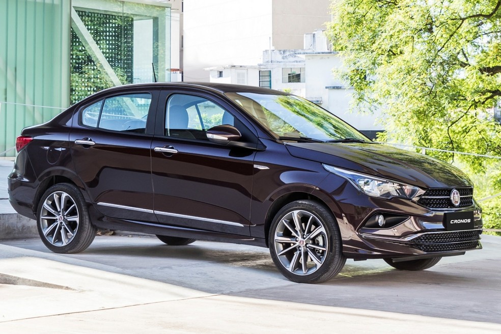 O Fiat Cronos Precision tem 2,52 m de entre-eixos — Foto: Divulgação/Fiat