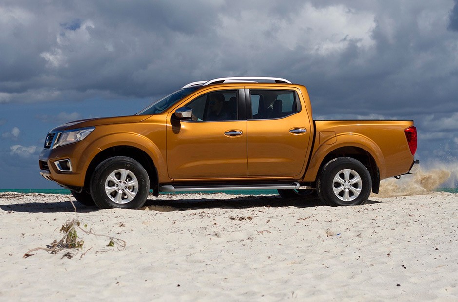 Nissan Frontier NP 300 2016