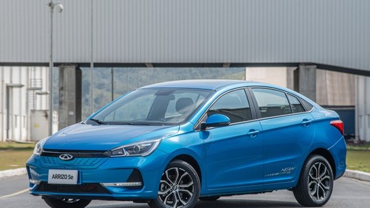Teste: Chery Arrizo 5e é um sedã elétrico caro que oferece pouco