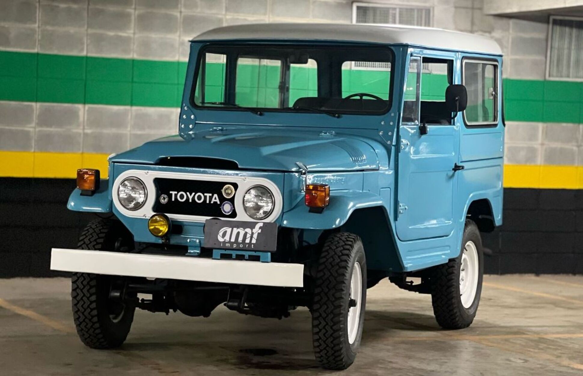 Achado usado: Toyota Bandeirante 1978 trabalhou duro e tem preço de Corolla