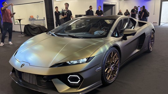 Lamborghini Temerario híbrido é lançado no Brasil por até R$ 6,8 milhões