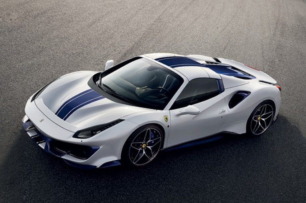 Ferrari 488 Pista Spider (Foto: divulgação) — Foto: Auto Esporte