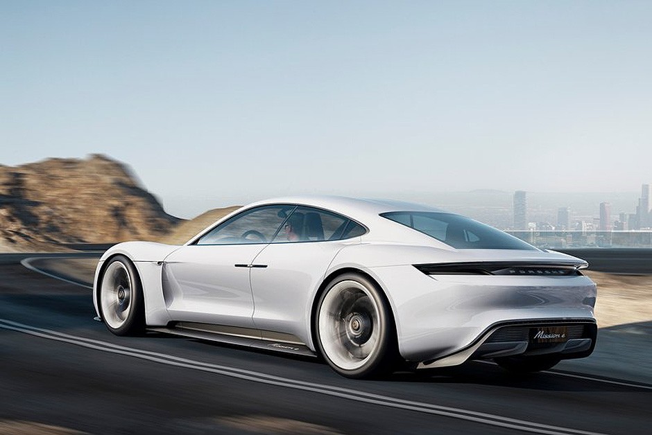 Conceito Porsche Mission E