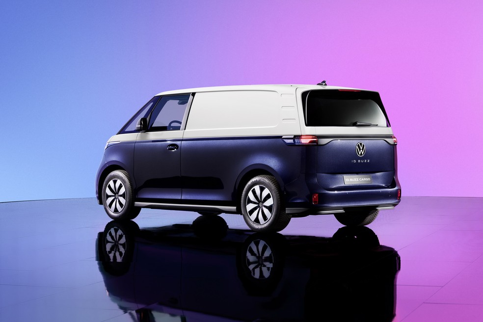 VW ID. Buzz Cargo será a versão comercial da nova Kombi — Foto: Divulgação