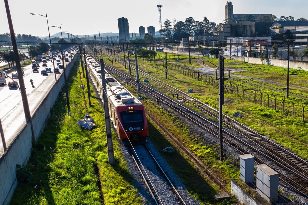 Trens da linha 9 Esmeralda terão transporte expresso para o Autódromo — Foto: Getty Images