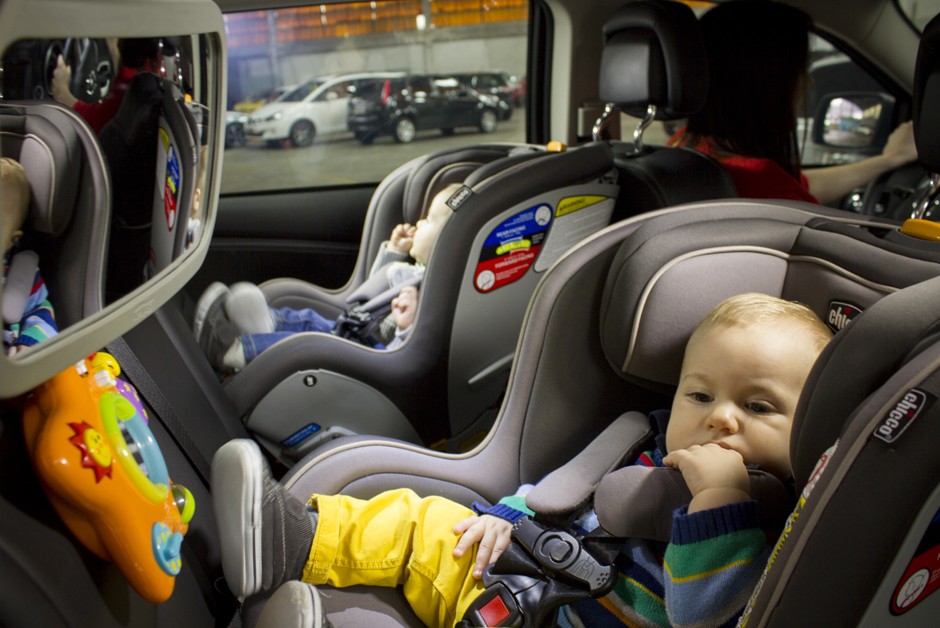 Ainda segundo o especialista da Abramet, o ideal é que as cadeirinhas sejam fixadas ao banco pelo isofix - que é o encaixe no banco traseiro próprio para o objeto