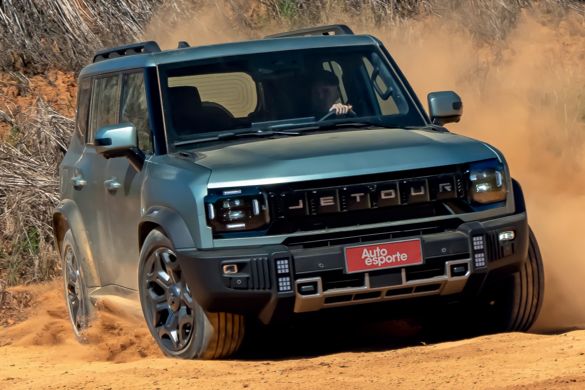 Teste: Jetour T2 PHEV aposta em ‘alma’ de Land Rover contra Audi e BMW