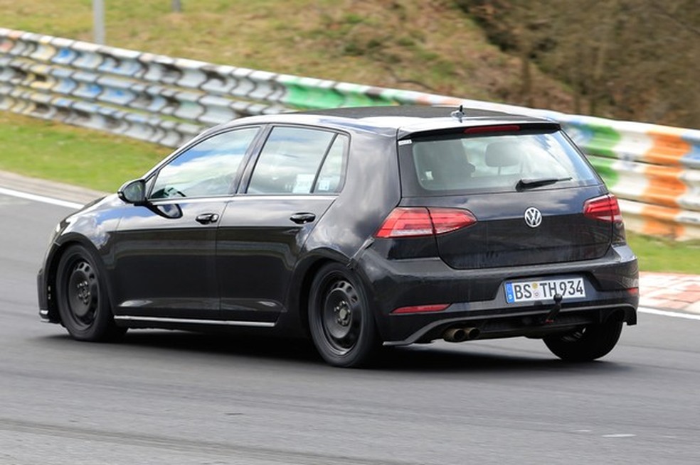 Mula da nova geração do VW já roda em testes (Foto: Automedia) — Foto: Auto Esporte